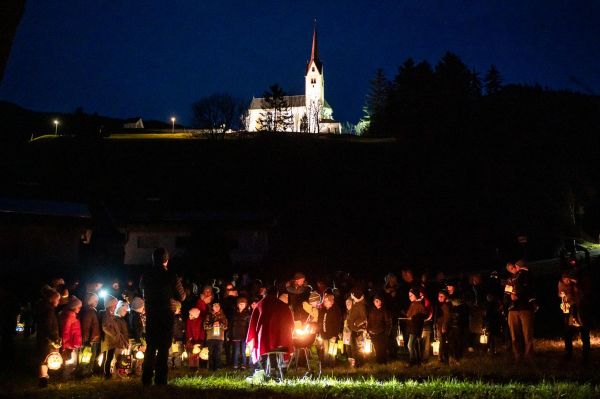 Wir leuchten hell wie Sterne, …