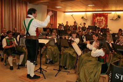 Musikkapelle führte durch 190 Jahre Vereinsgeschichte