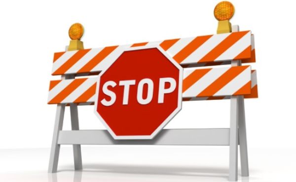 Straßensperre Gemeindestraße (Verbindungsweg Strassen Heising)