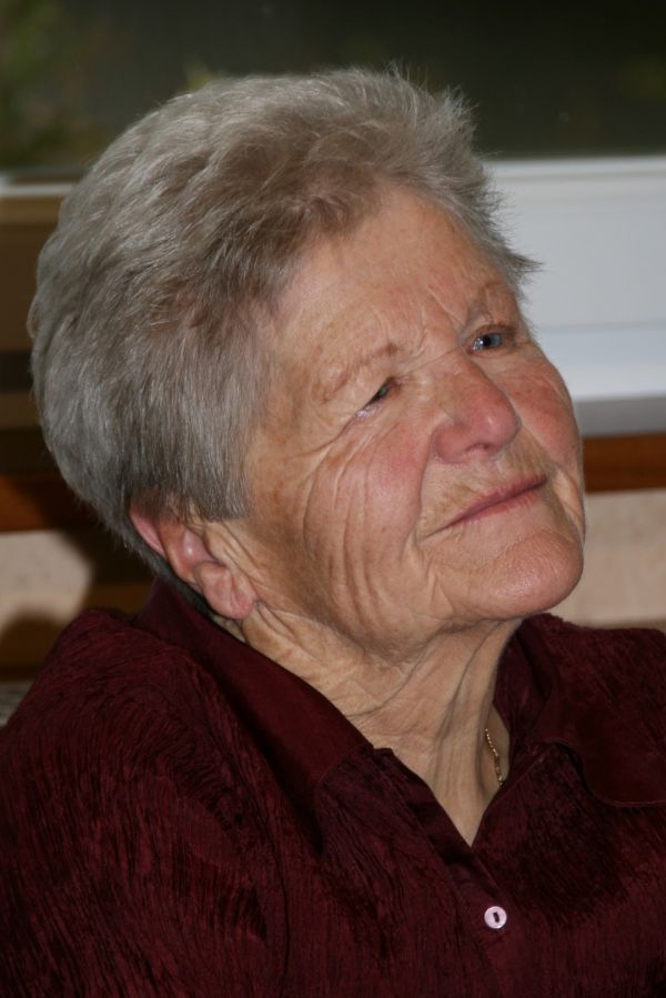 Waltraud Mair (87), Strassen, † 5. Juni 2021